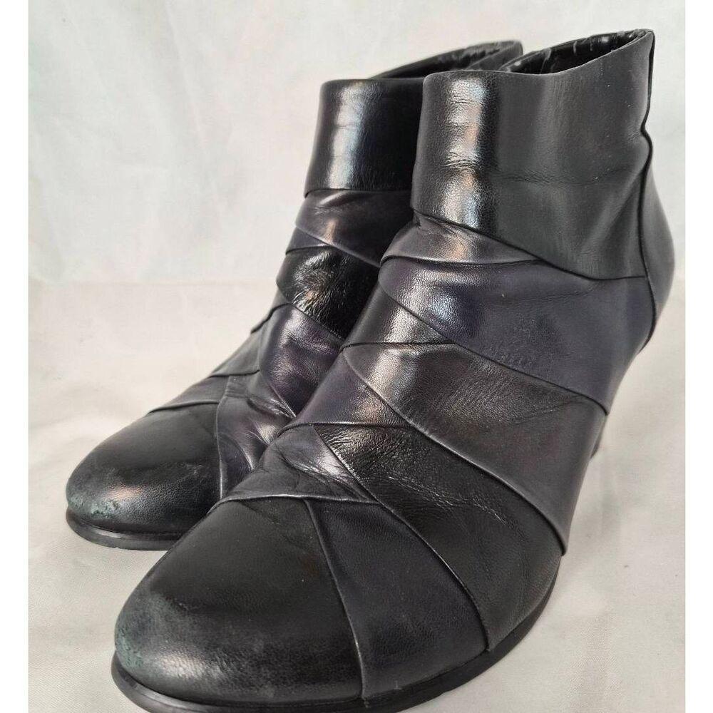 Spring step boots - Picture 3 of 7